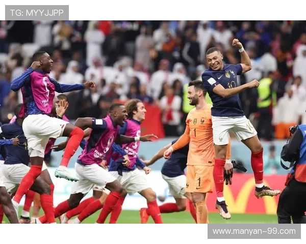 聚焦卡塔尔举办的世界杯足球盛会传奇之旅激情与荣耀